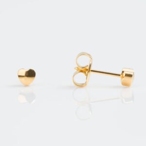 Aretes corazón dorado