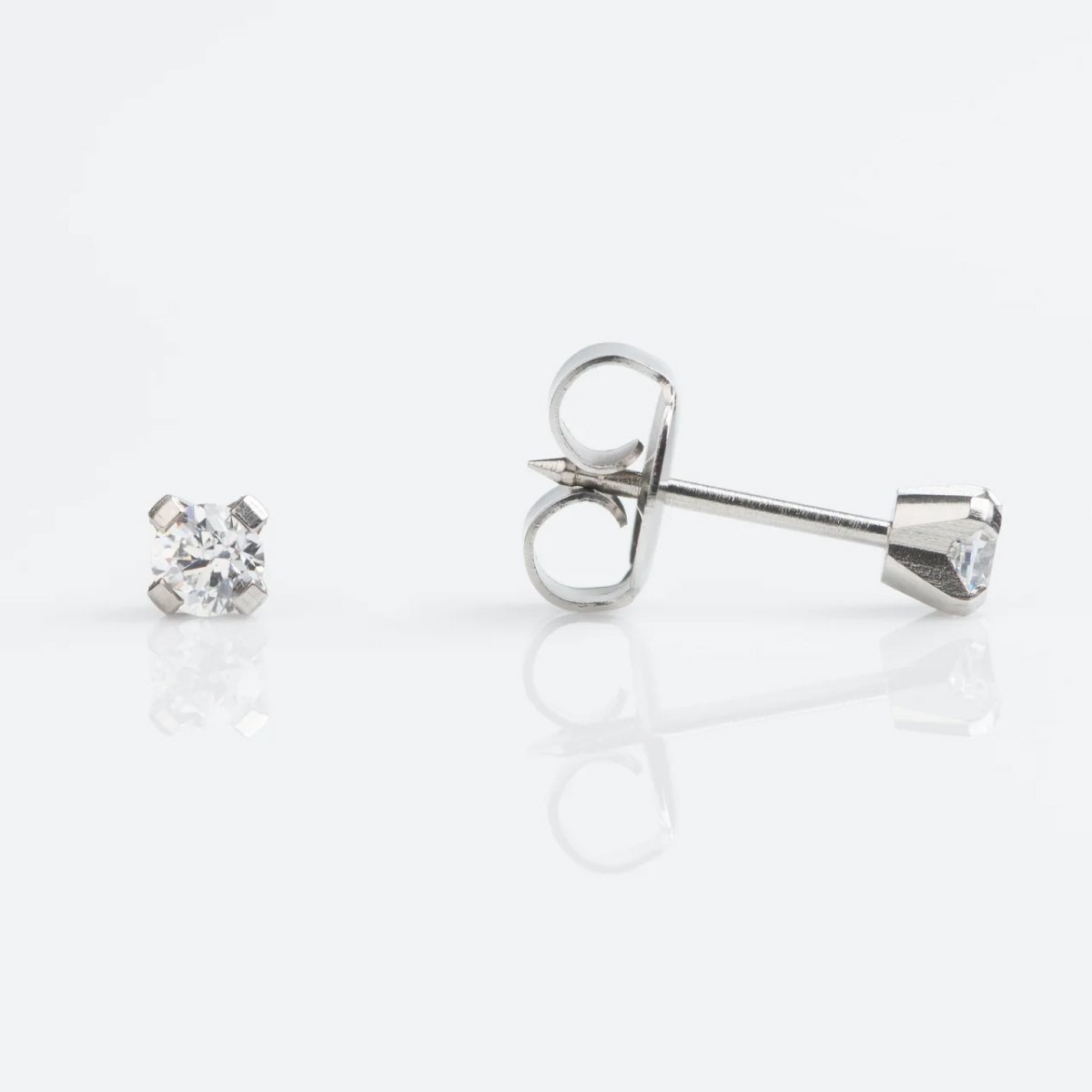 Aretes circonia cúbica